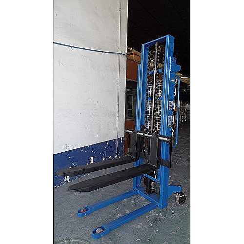 Apilador manual 1.000 Kg a 3.000 mm - 0